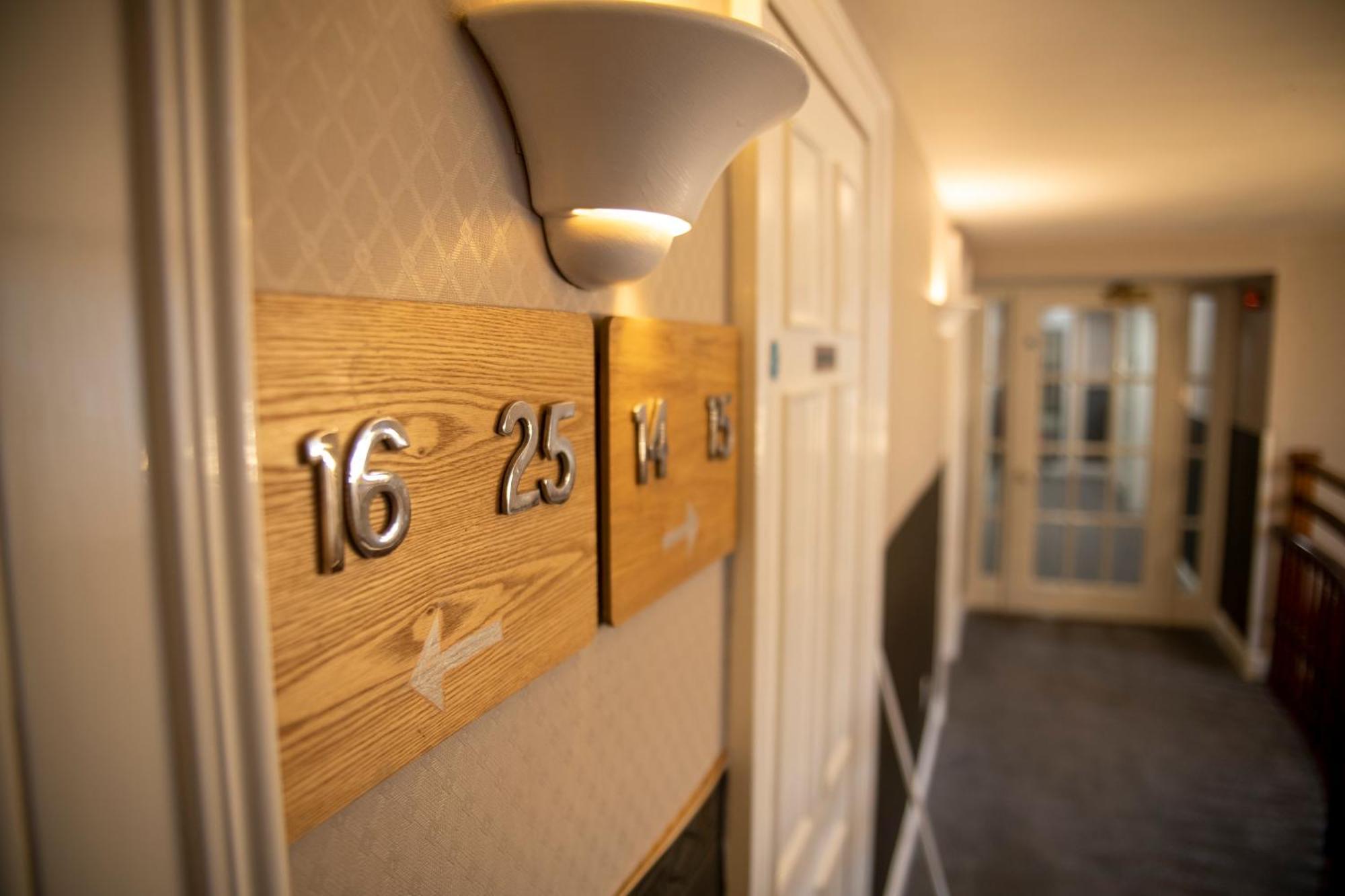 Douglas Arms Hotel Castle Douglas Bilik gambar