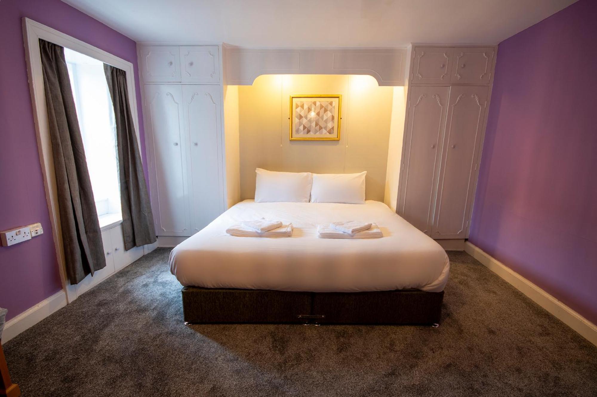 Douglas Arms Hotel Castle Douglas Bilik gambar